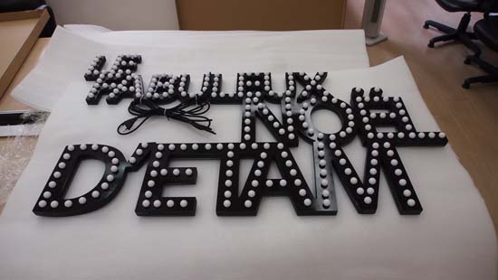 球泡發光字，沖孔燈泡發光字