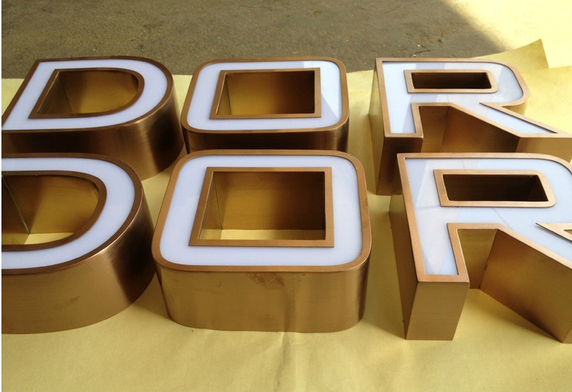 不銹鋼鍍鈦拉絲精品字