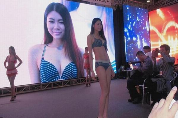 室內全彩顯示屏制作